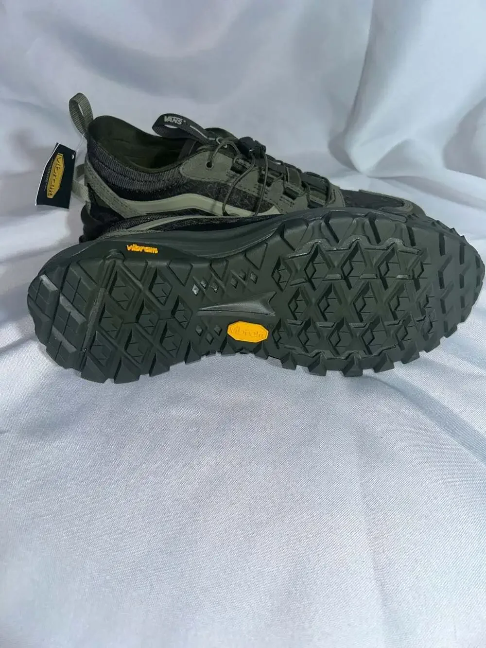 Vans MTE Crosspath XC Obsidian Fern Green Vibram Shoes